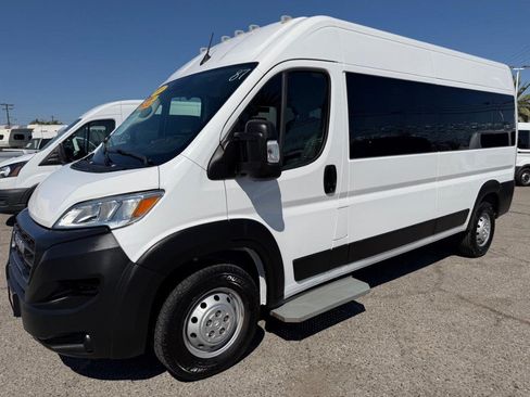 Used 2023 RAM ProMaster 2500 FWD image 13