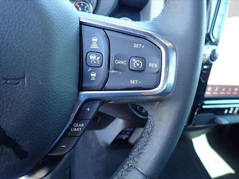 Used 2025 RAM 1500 Laramie AWD/4WD image 14