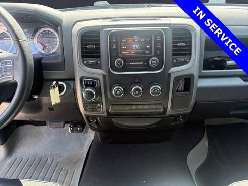 Used 2018 RAM 1500 Express w/ Express Value Package AWD/4WD image 10