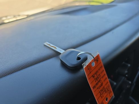 Used 2023 GMC Savana 2500 Work Van w/ Driver Convenience Package image 31