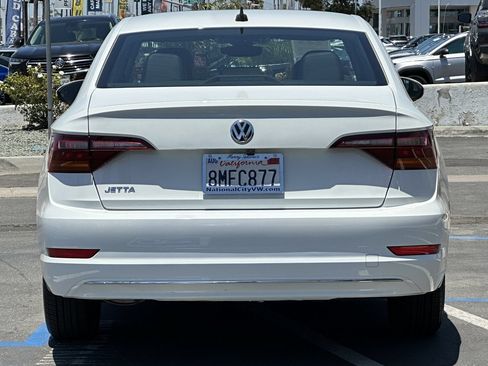 Used 2019 Volkswagen Jetta SEL FWD image 5