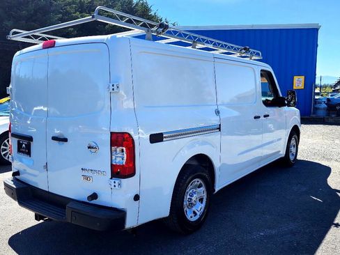 Used 2015 Nissan NV 2500 SV w/ Technology Package image 7