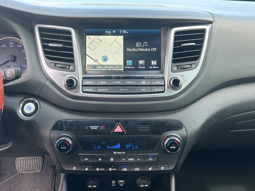 Used 2016 Hyundai Tucson Limited w/ Option Group 03 FWD image 13