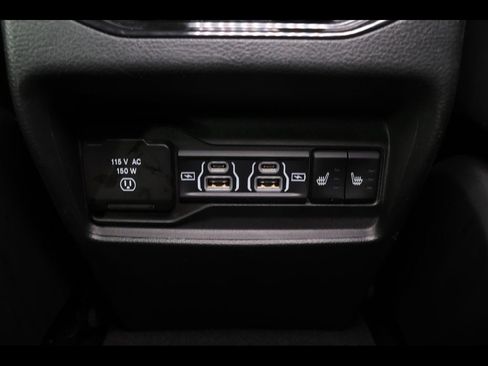 Used 2023 Jeep Grand Cherokee 4WD 4xe image 32
