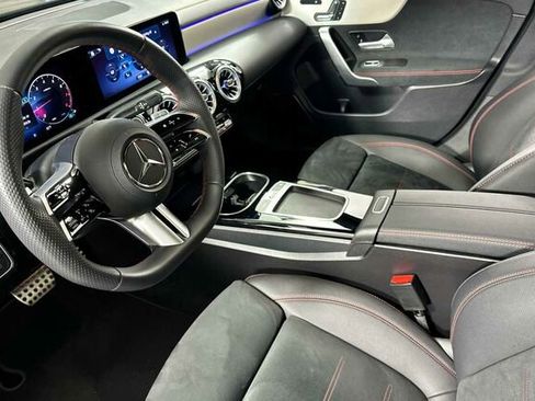 Certified 2025 Mercedes-Benz CLA 250 image 10