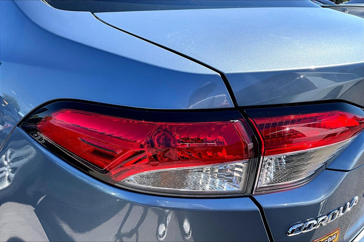 Used 2021 Toyota Corolla LE FWD image 16