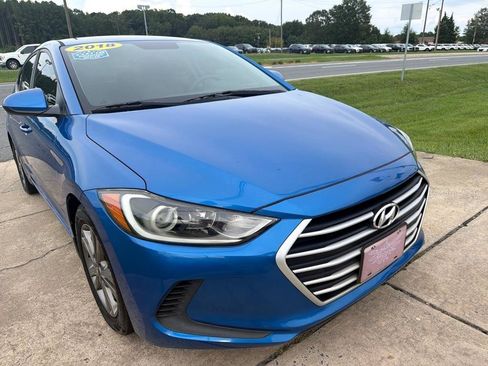 Used 2018 Hyundai Elantra SEL FWD image 2