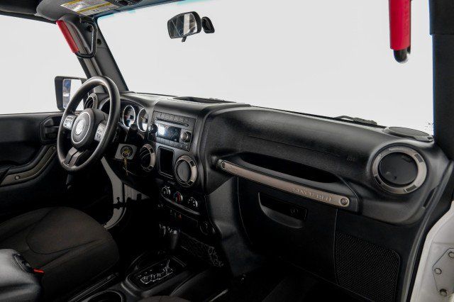 Used 2017 Jeep Wrangler Unlimited Sport AWD/4WD image 10