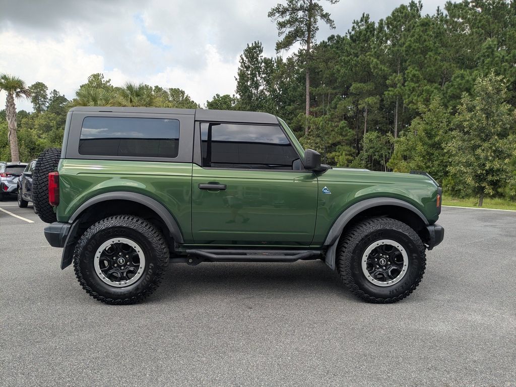 Used 2022 Ford Bronco Black Diamond w/ Sasquatch Package AWD/4WD image 3