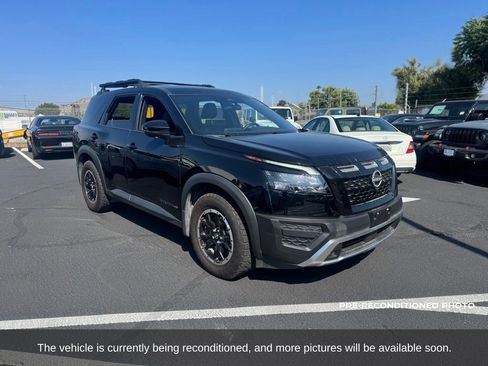 Used 2024 Nissan Pathfinder Rock Creek AWD/4WD image 8