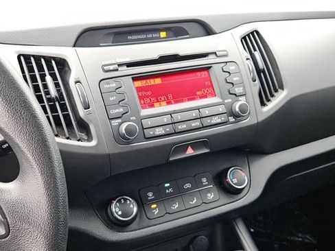 Used 2012 Kia Sportage LX FWD image 13