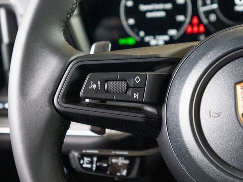 New 2026 Porsche Cayenne S image 34