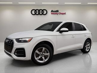 Used 2023 Audi Q5 2.0T Premium w/ Convenience Package AWD/4WD video 1