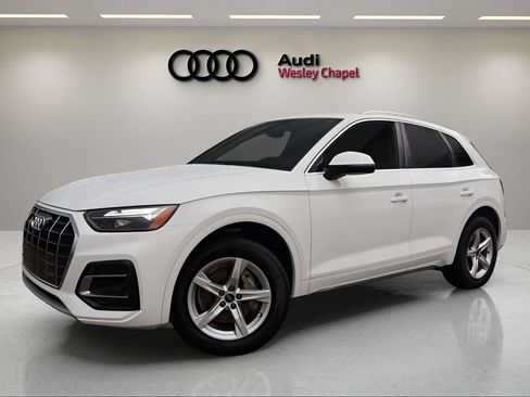 Used 2023 Audi Q5 2.0T Premium w/ Convenience Package AWD/4WD image 1