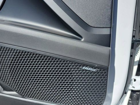 New 2026 Hyundai Elantra Limited image 28