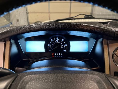 Used 2017 Ford Expedition EL XLT w/ Equipment Group 202A image 9