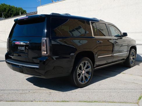 Used 2015 GMC Yukon XL Denali w/ Premium Package image 6