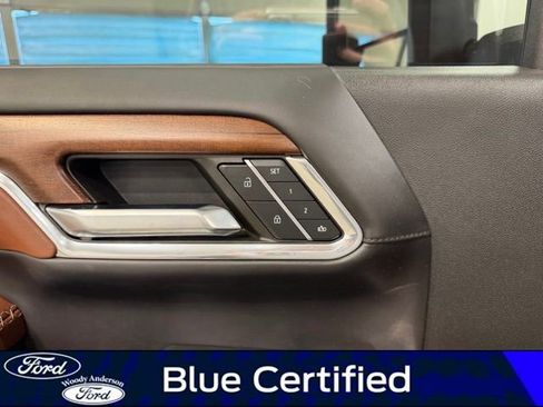 Used 2024 GMC Sierra 3500 Denali Ultimate AWD/4WD image 22