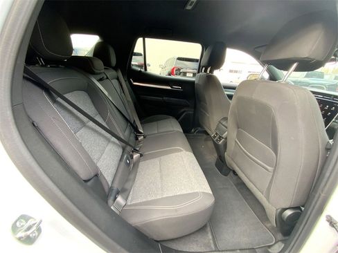 Used 2025 GMC Terrain Elevation image 26