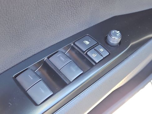 New 2026 Toyota Camry Hybrid AWD/4WD image 18