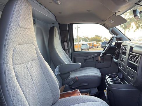 New 2025 Chevrolet Express 3500 w/ Power Convenience Package image 11