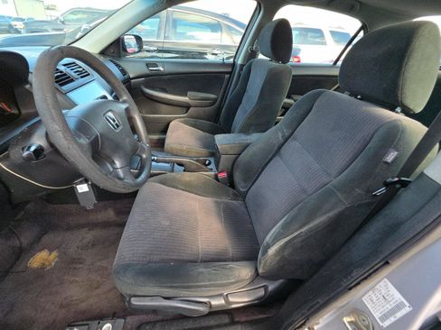 Used 2005 Honda Accord DX image 6