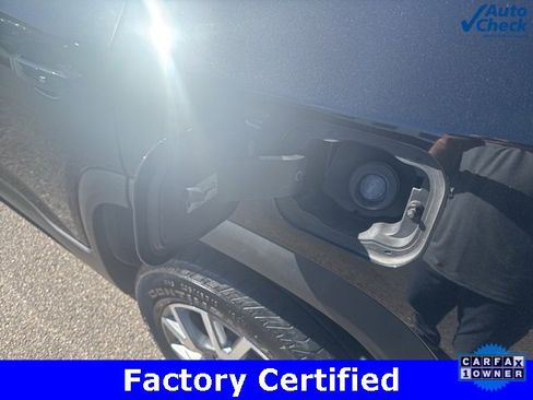 Certified 2022 GMC Acadia SLT image 10