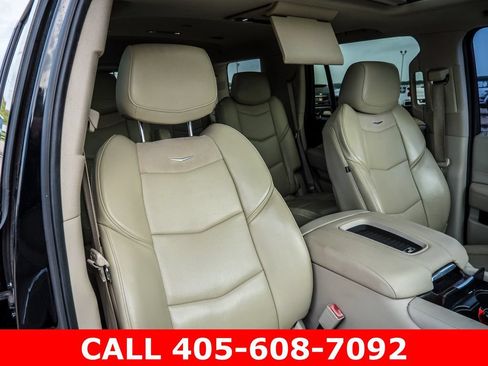 Used 2018 Cadillac Escalade Luxury RWD image 77