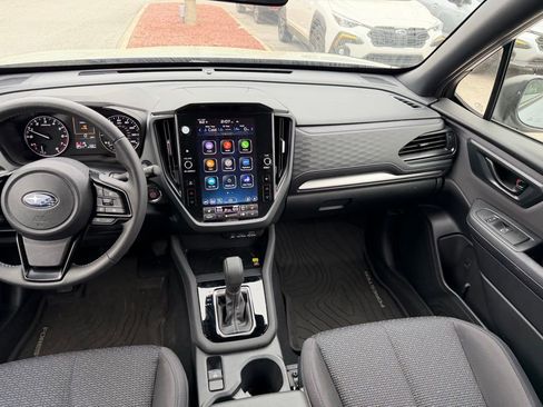 Used 2025 Subaru Forester Premium AWD/4WD image 21