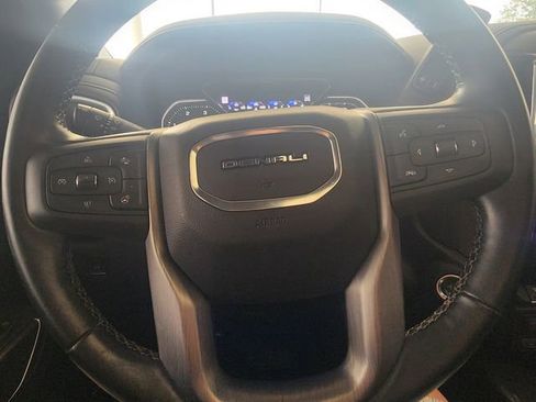 Used 2023 GMC Sierra 2500 Denali w/ Denali Ultimate Package AWD/4WD image 28