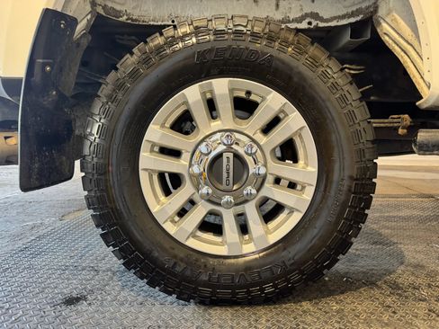 Used 2019 Ford F250 XLT AWD/4WD image 30