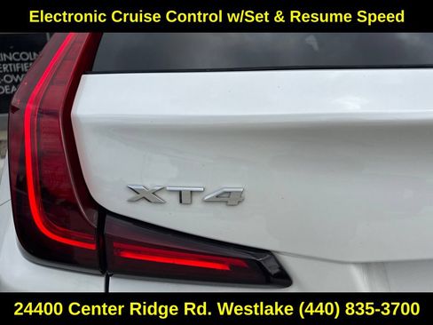 Used 2024 Cadillac XT4 Premium Luxury FWD image 17