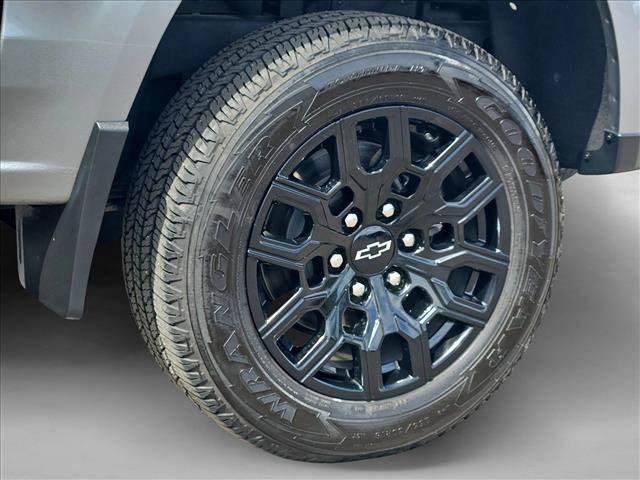 Certified 2026 Chevrolet Colorado W/T w/ WT Custom Package RWD image 29