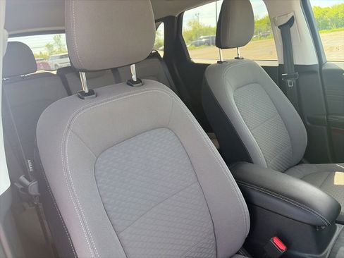 Used 2022 Ford Escape SE w/ Cold Weather Package FWD image 11