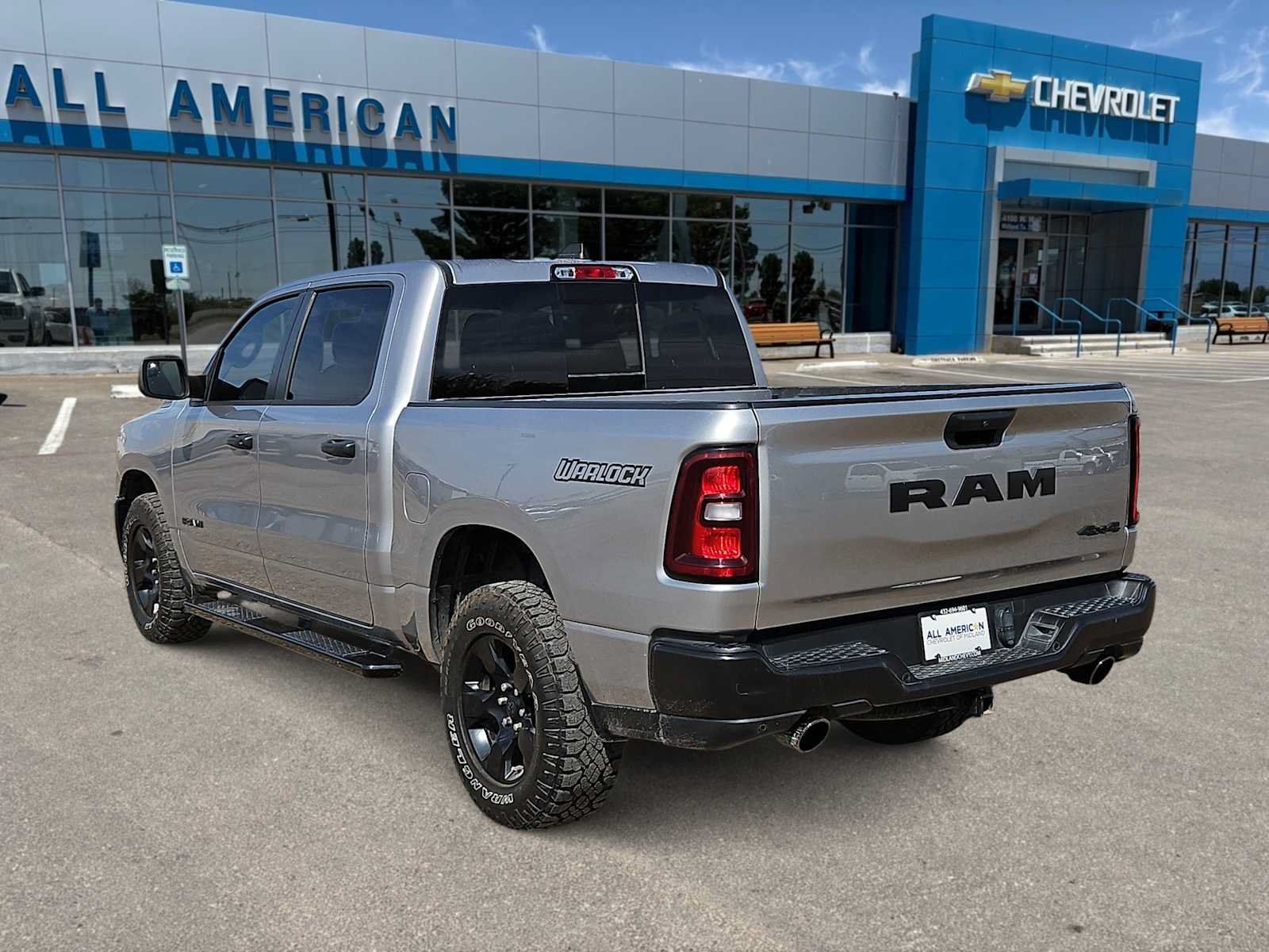 Used 2025 RAM 1500 Warlock AWD/4WD image 6
