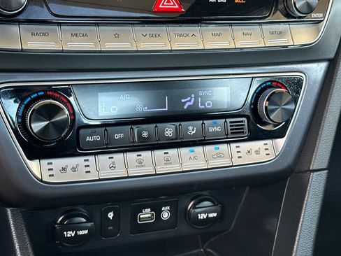 Used 2018 Hyundai Sonata Limited image 17