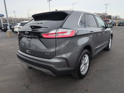 Used 2024 Ford Edge SEL w/ Convenience Package image 5
