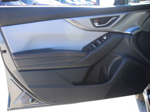 Used 2023 Subaru Crosstrek 2.5i Limited image 9