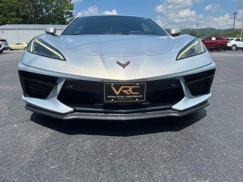 Used 2021 Chevrolet Corvette Stingray Premium Cpe w/ Z51 Performance Package RWD image 3
