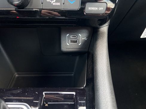 New 2026 Jeep Compass Limited image 31