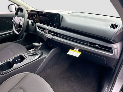 New 2026 Kia K4 LXS FWD image 26