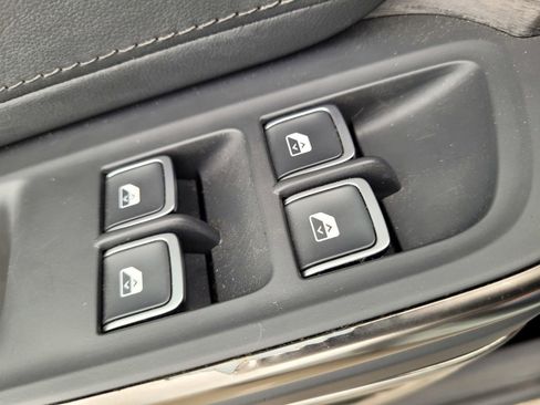 Used 2022 Rivian R1T Adventure image 17