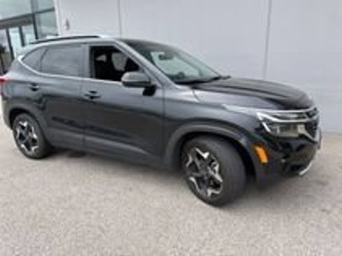 Used 2024 Kia Seltos EX AWD/4WD image 1