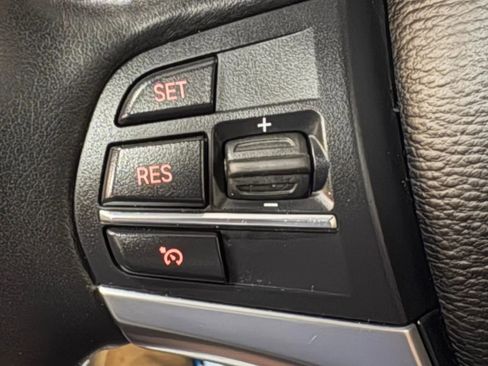 Used 2017 BMW X5 xDrive50i image 35