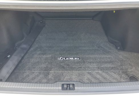 Used 2022 Lexus IS 300 w/ Accessory Package image 8