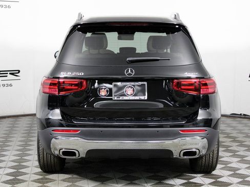 Certified 2026 Mercedes-Benz GLB 250 4MATIC image 4