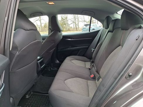 Used 2020 Toyota Camry LE FWD image 14
