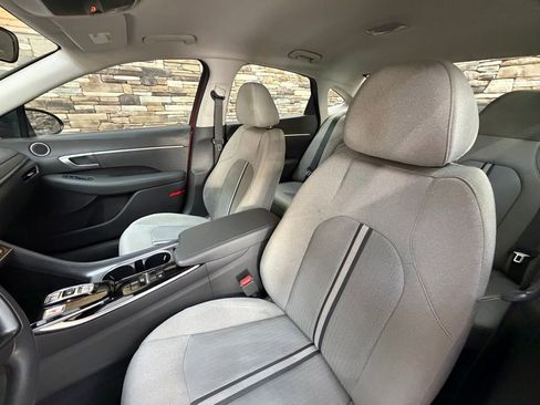 Used 2020 Hyundai Sonata SE image 12