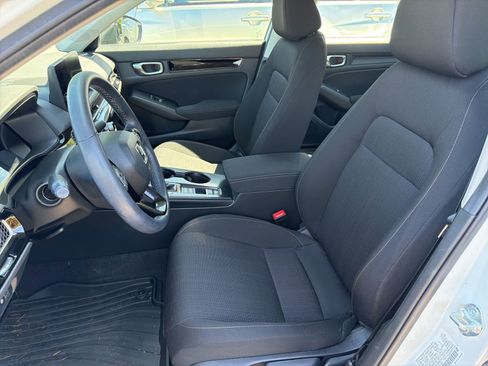 Used 2024 Honda Civic EX image 7