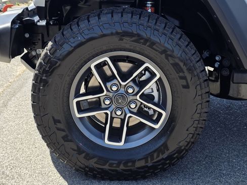 New 2026 Jeep Gladiator Mojave AWD/4WD image 7